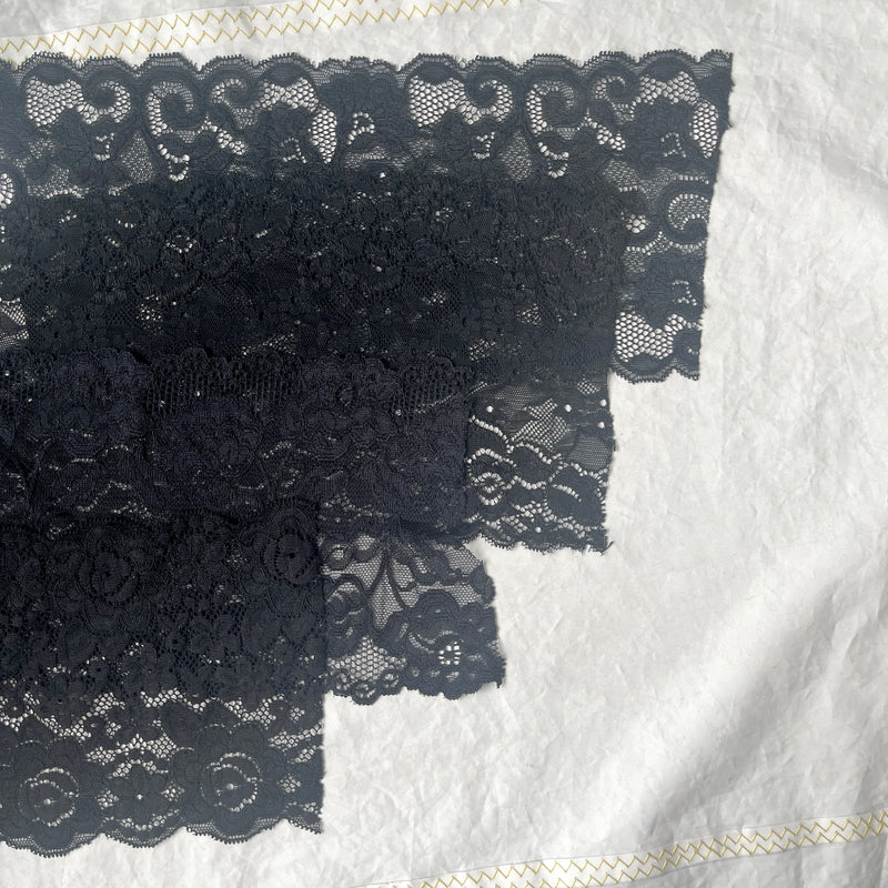 stretch lace remnant bits (bundled)