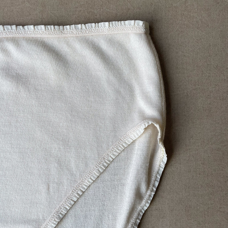 ivory undie in L