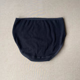 black undie in L