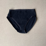 black undie in S