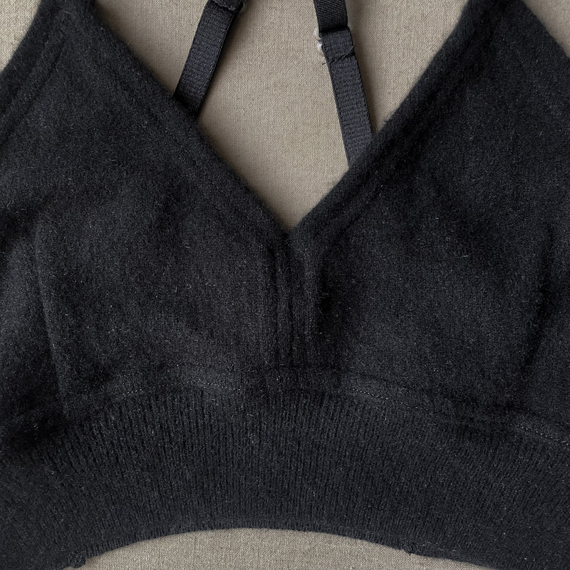 black bralette in L