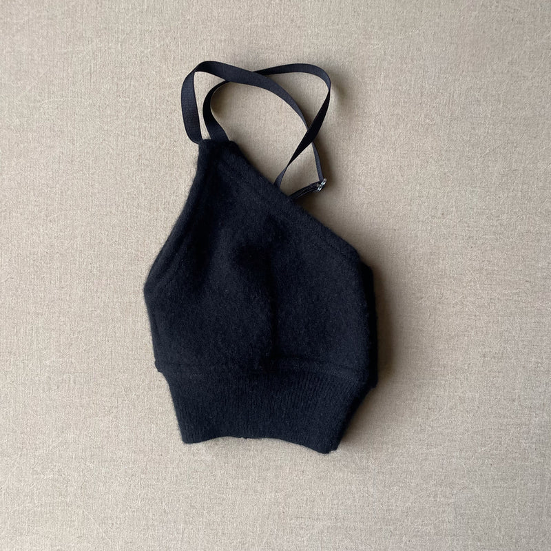 black bralette in L