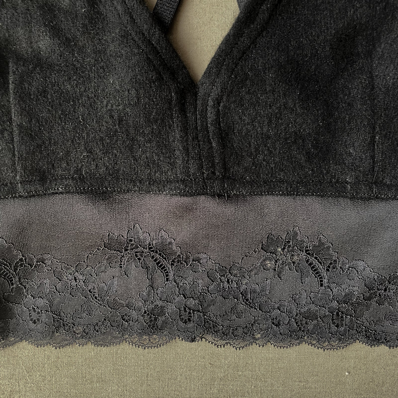 black bralette in S