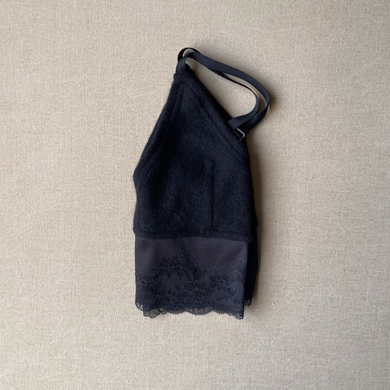 black bralette in S