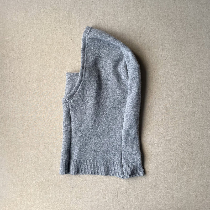 grey knit hood