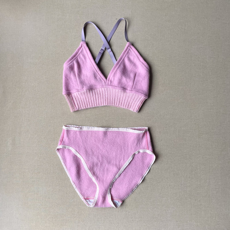 soft pink bralette in S