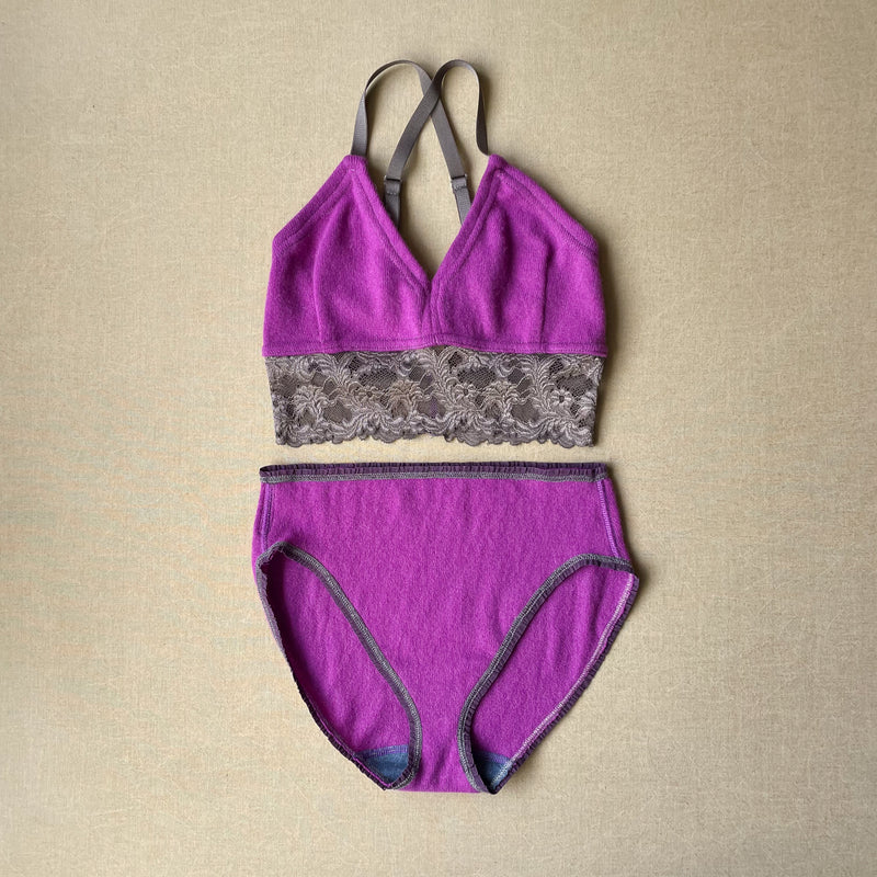 dark magenta undie in S