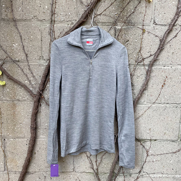 Icebreaker merino wool top in S