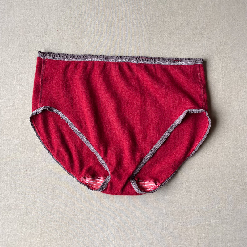 brick red undie in XL