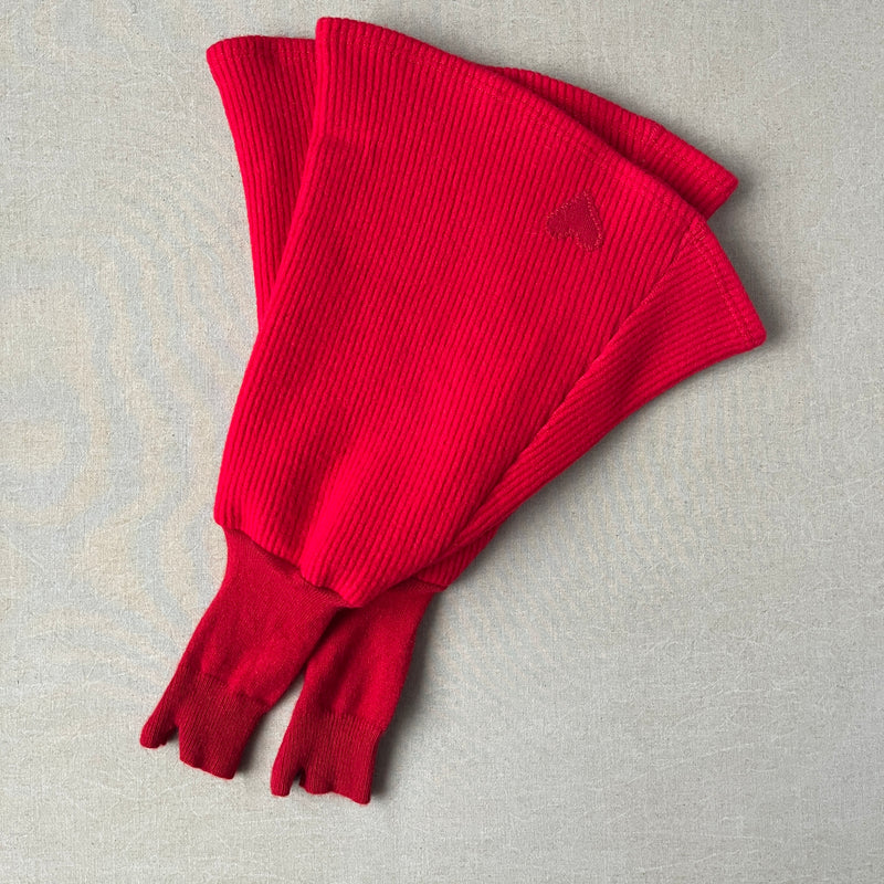 scarlet cuffs